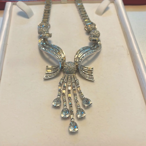 Circa 1945 - handmade rhinestone necklace. - Picture 3 of 4